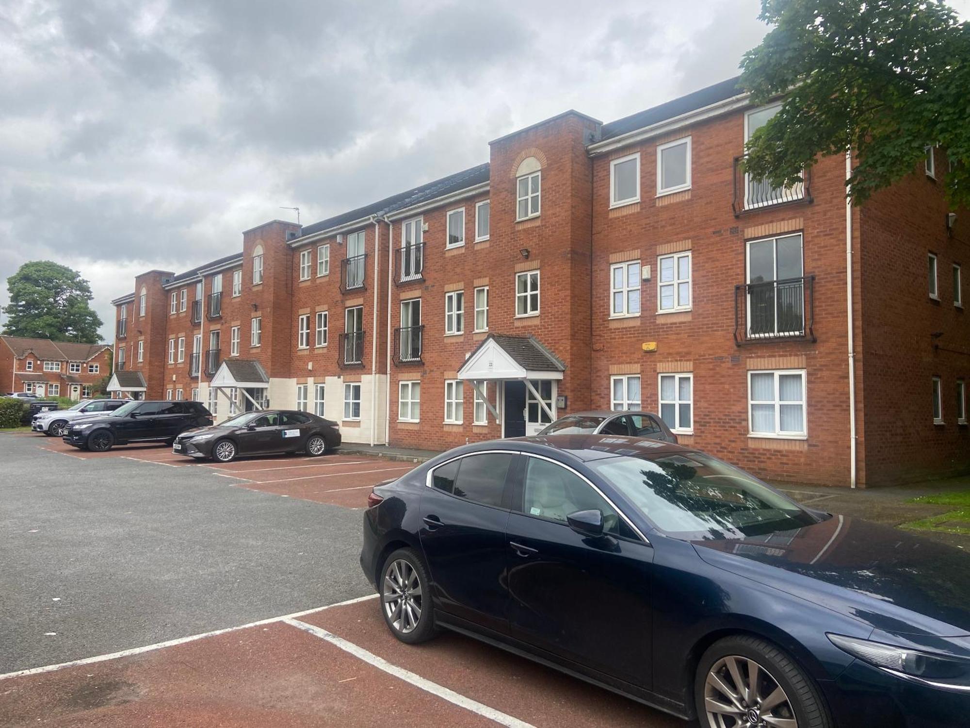 Lovely 2 Dbl Bed Apartment Near Heaton Park And North Manchester Hospital With Parking Exterior foto